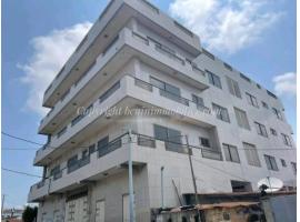 MMEUBLE R+3 D'UNE FONDATION R+5 À VENDRE A COTONOU ÉTOILE ROUGE