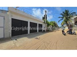 VILLA DE PRESTIGE À FIDJROSSÈ PLAGE – COTONOU 